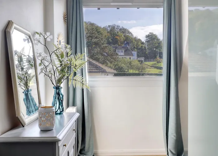 Cosy & Charming - Proche Appartement